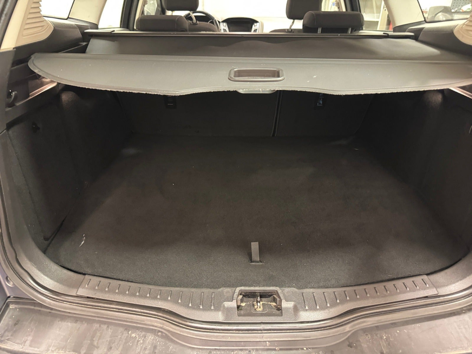Grå Ford Focus fra 2015