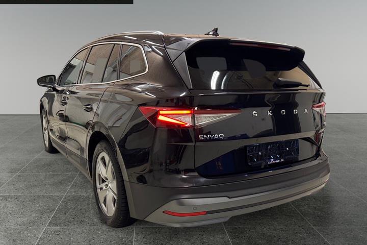 Sort Skoda Enyaq fra 2021