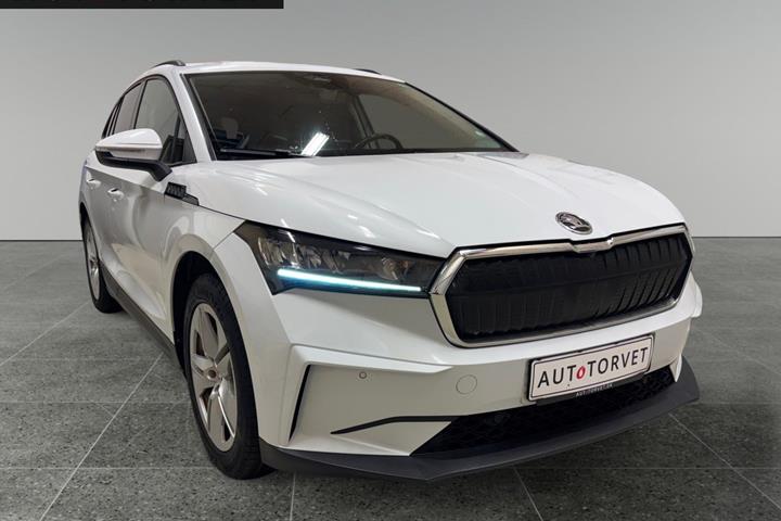 Hvid Skoda Enyaq fra 2021