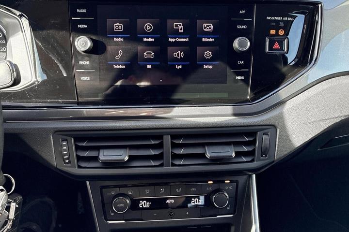 Sort VW Polo fra 2020