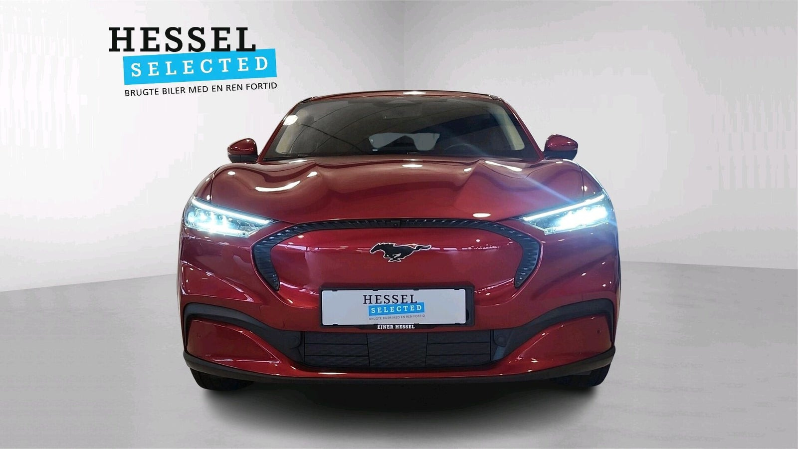 Rød Ford Mustang Mach-E fra 2022