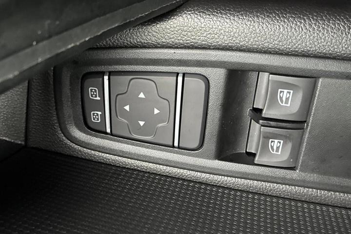 Hvid Renault Kangoo fra 2025