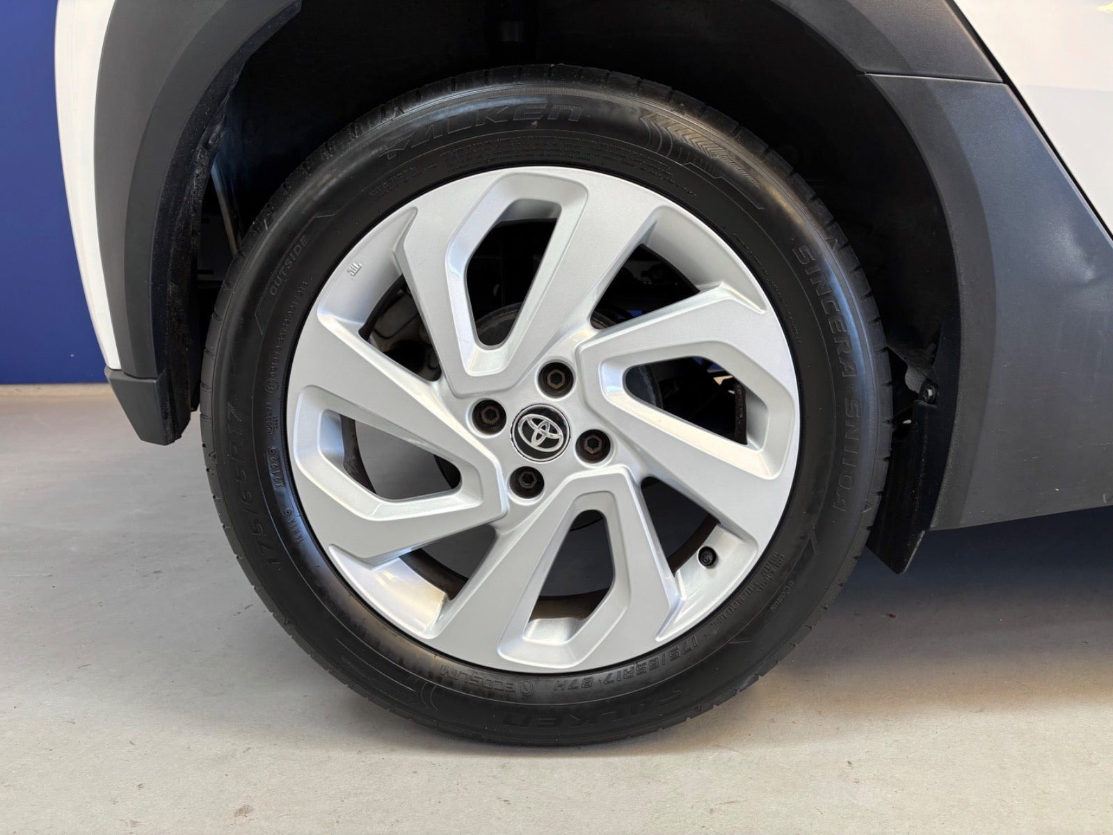 Hvid Toyota Aygo X fra 2022