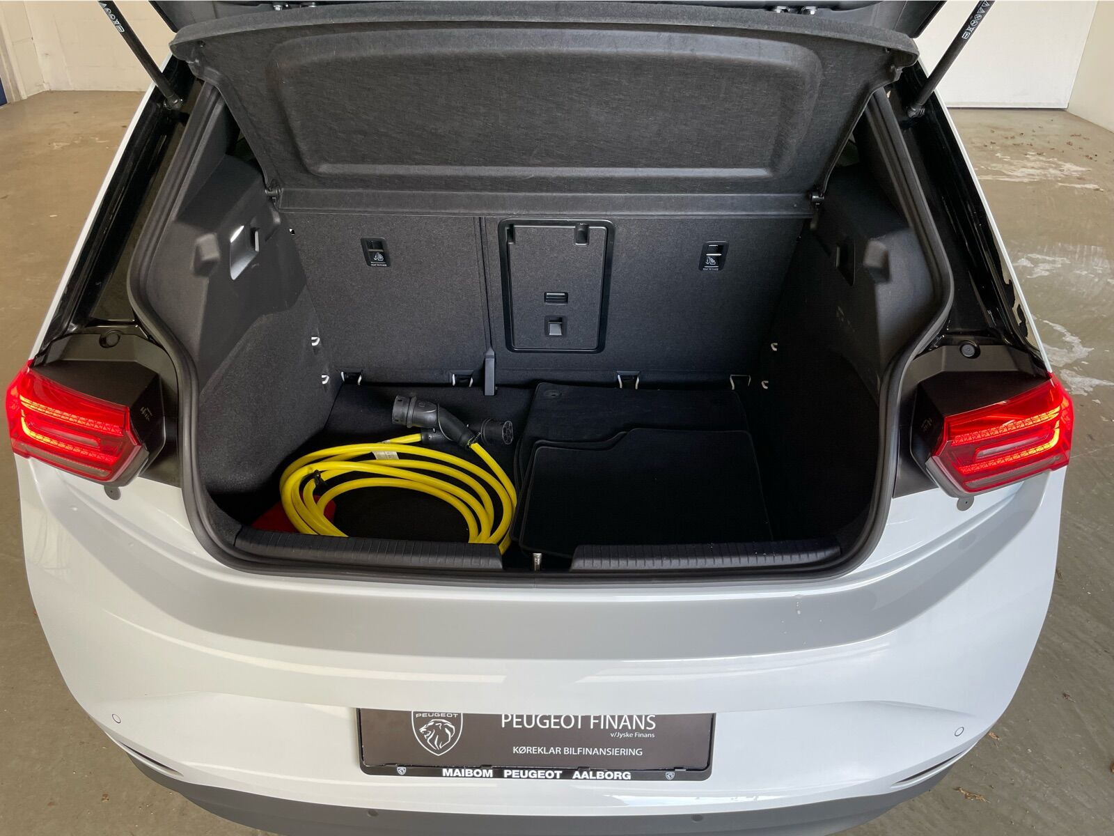 Hvid VW ID.3 fra 2024