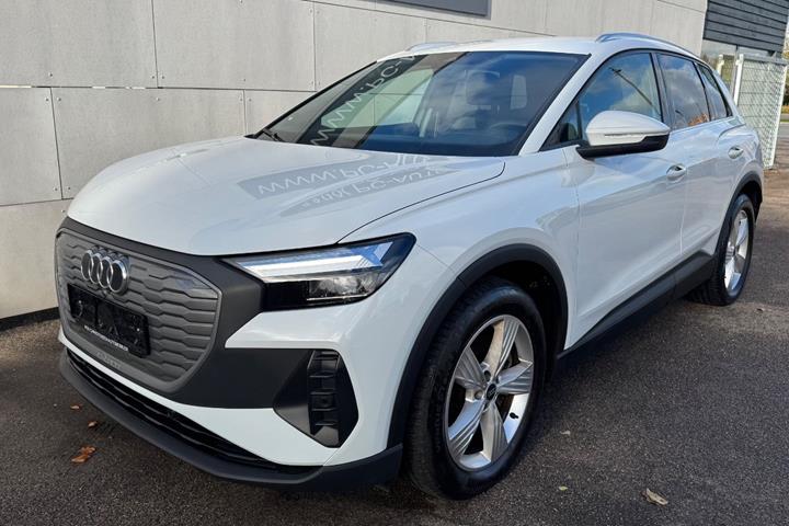 Hvid Audi Q4 e-tron fra 2023