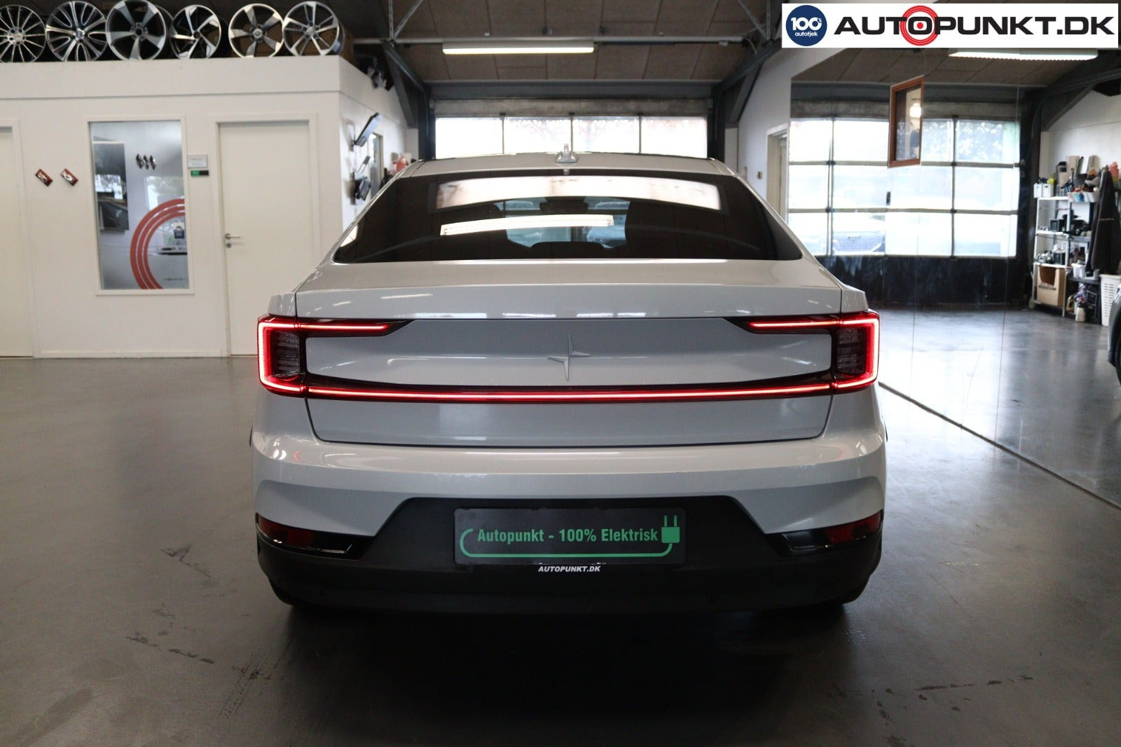 Hvid Polestar 2 fra 2024