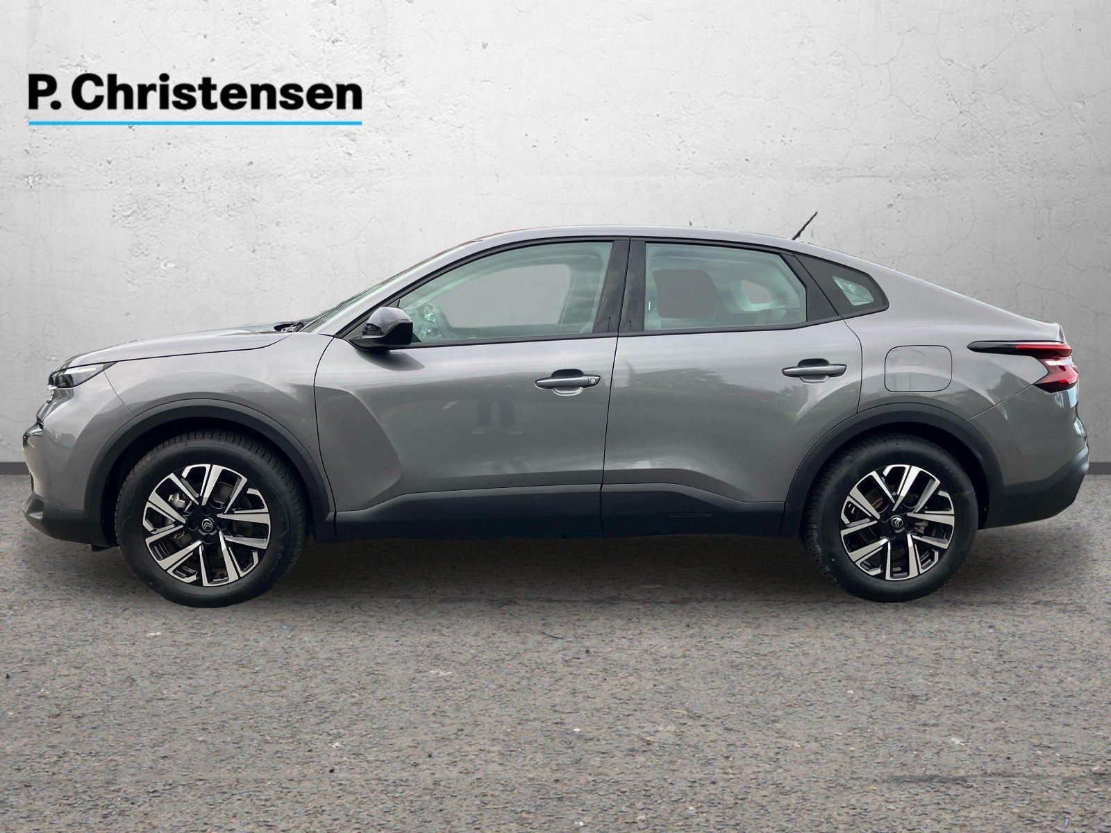 Grå Citroën ë-C4 X fra 2025
