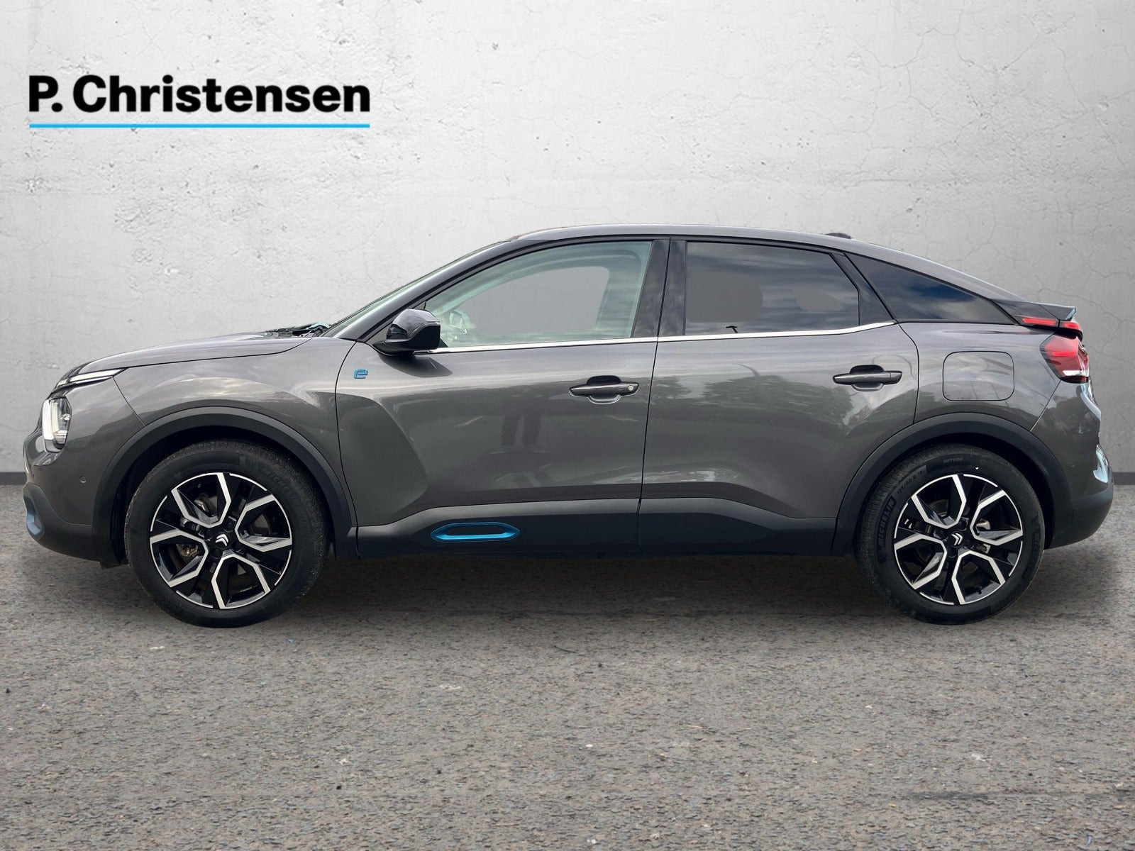 Grå Citroën ë-C4 fra 2023