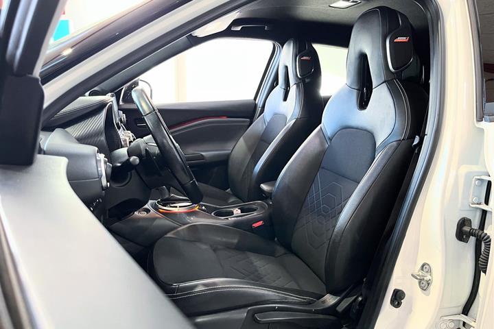 Hvid Nissan Juke fra 2021