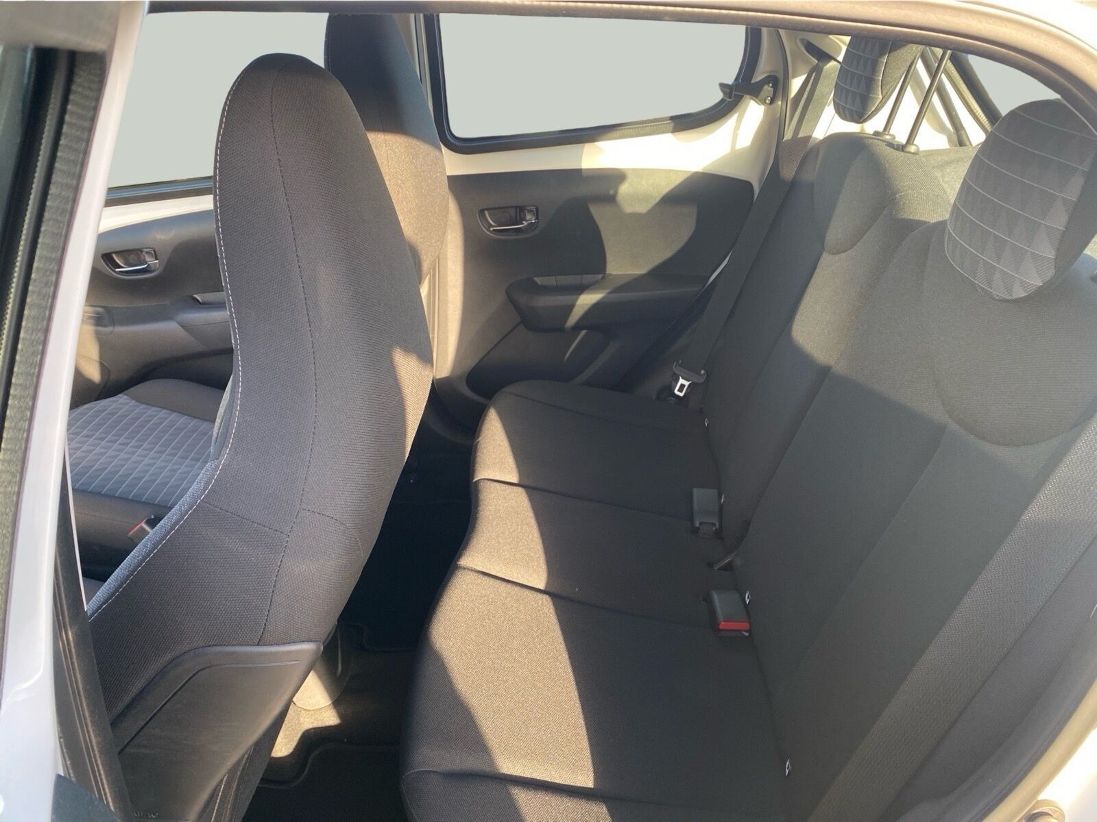 Hvid Peugeot 108 fra 2021