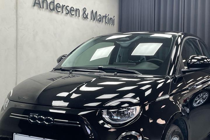 Sort Fiat 500e fra 2023