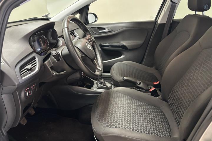 Grå Opel Corsa fra 2019