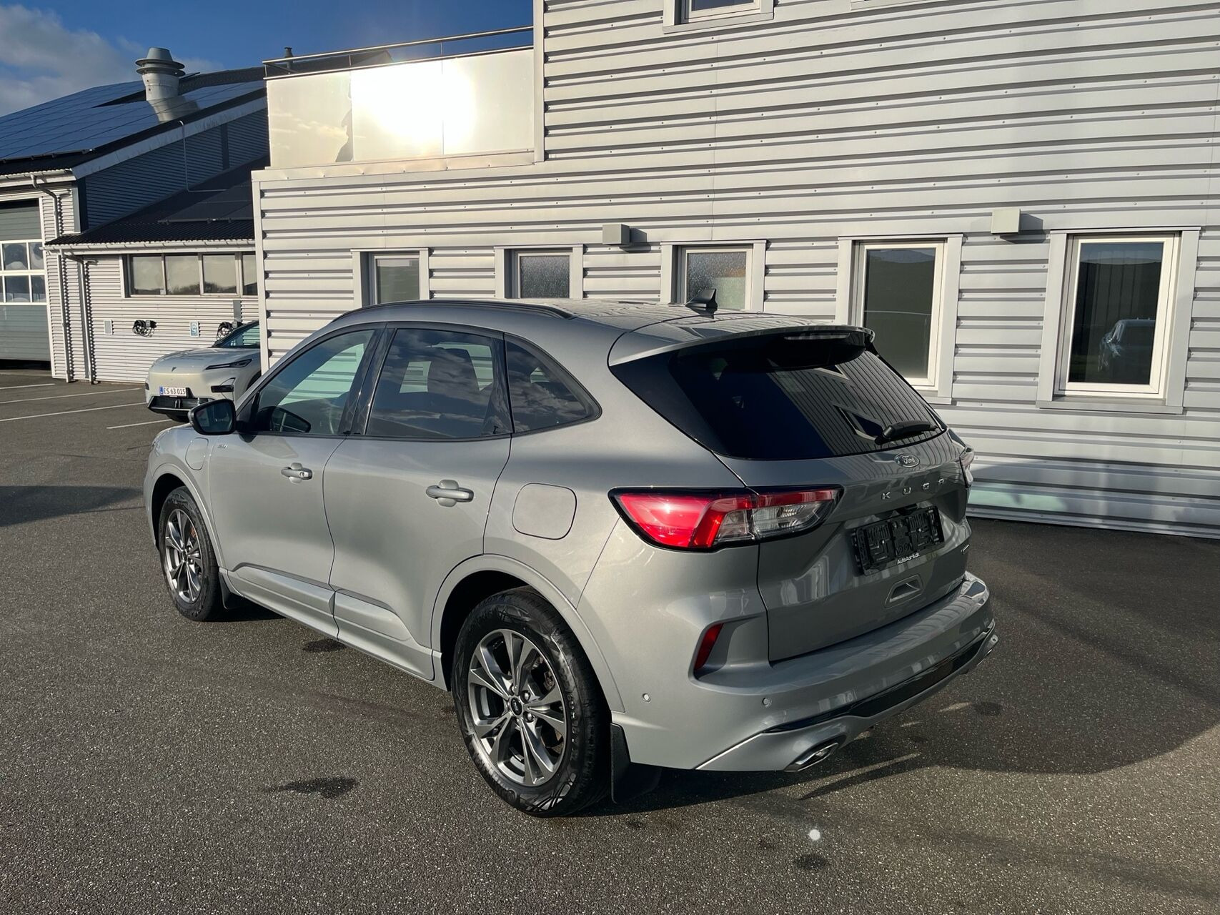 Sølv Ford Kuga fra 2021
