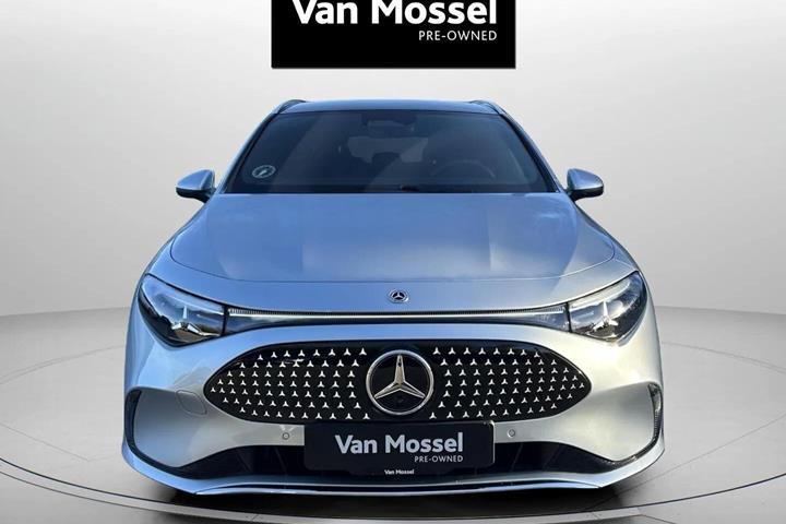 Sølv Mercedes CLA250+ fra 2026