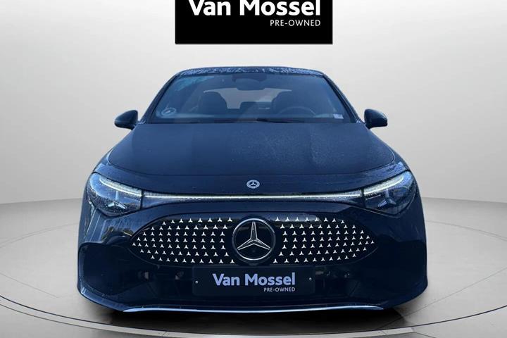 Sort Mercedes CLA250+ fra 2026