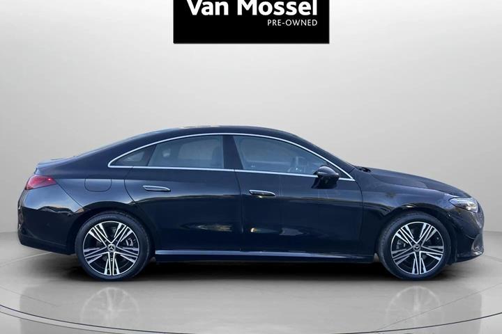 Sort Mercedes CLA250+ fra 2026