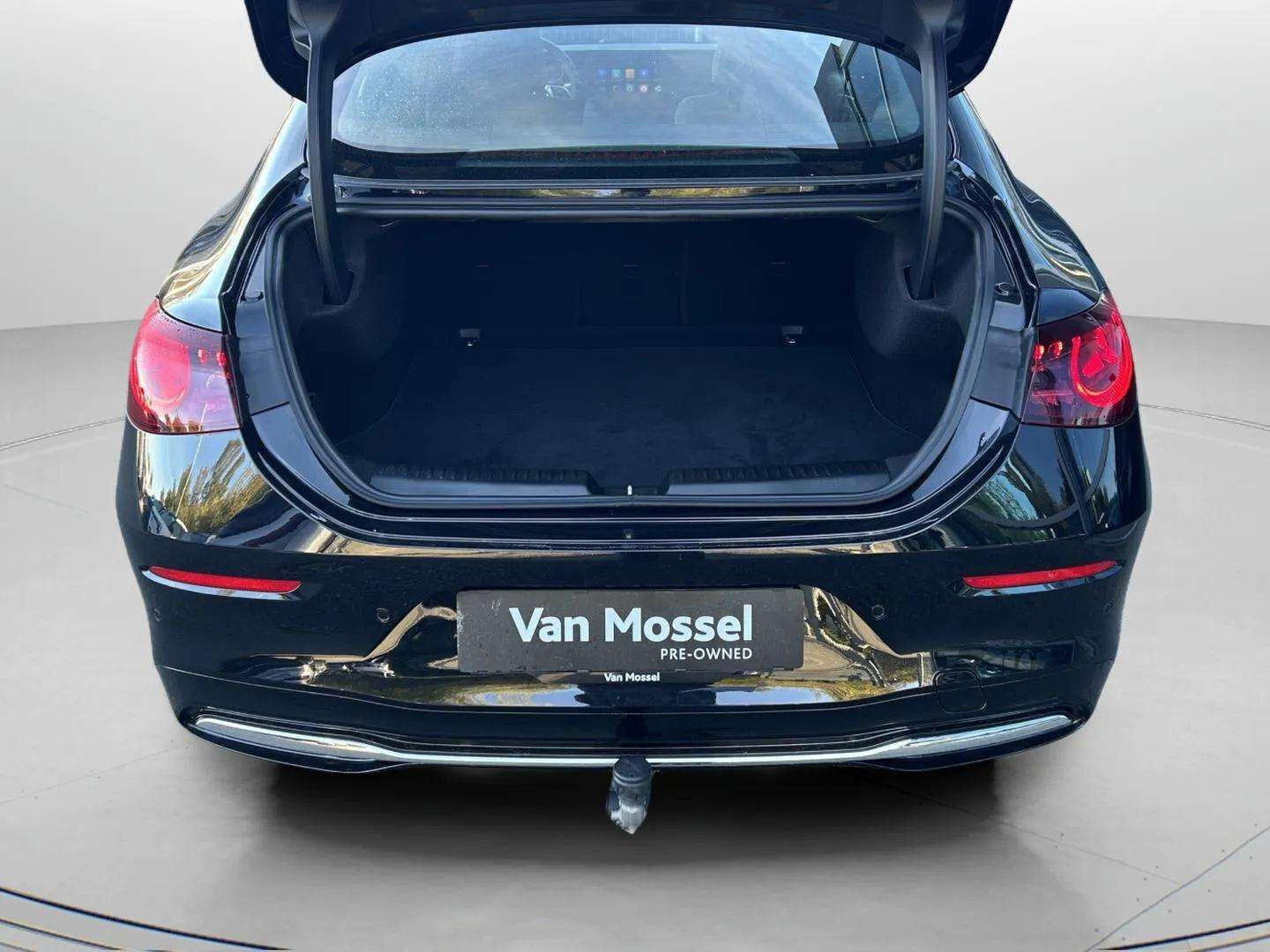 Sort Mercedes CLA250+ fra 2026