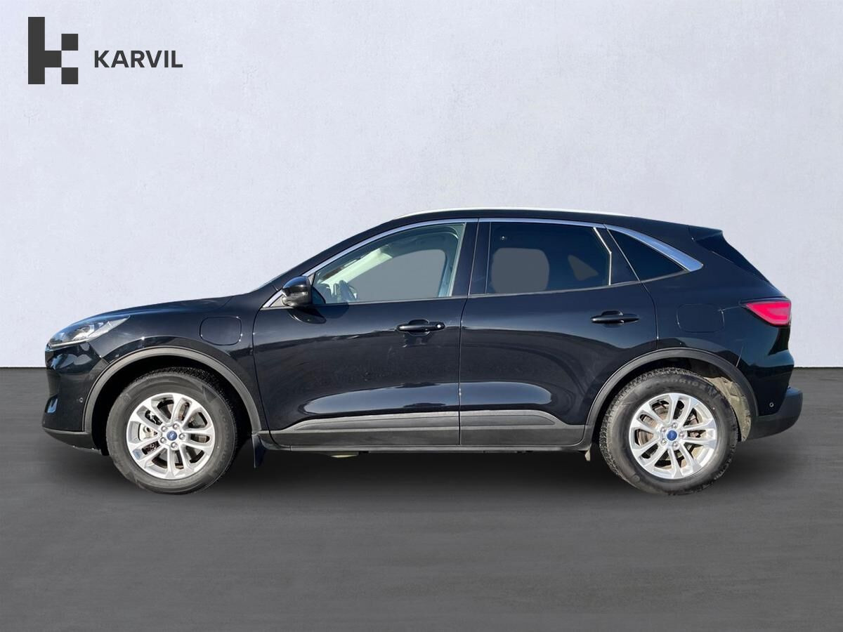 Sort Ford Kuga fra 2021