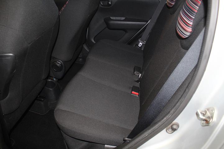 Sølv Citroën C1 fra 2015