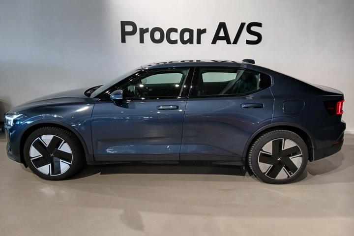 Blå Polestar 2 fra 2025