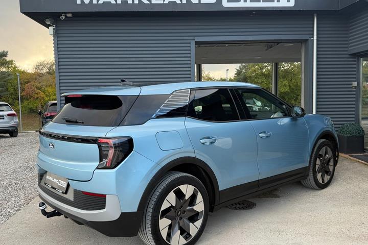 Blå Ford Explorer fra 2024