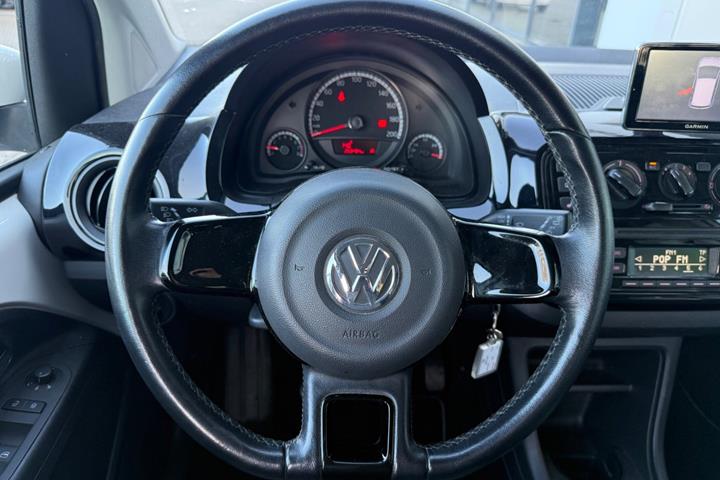 Hvid VW UP! fra 2016
