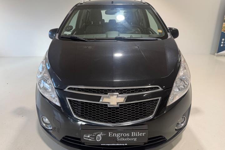 Sort Chevrolet Spark fra 2012