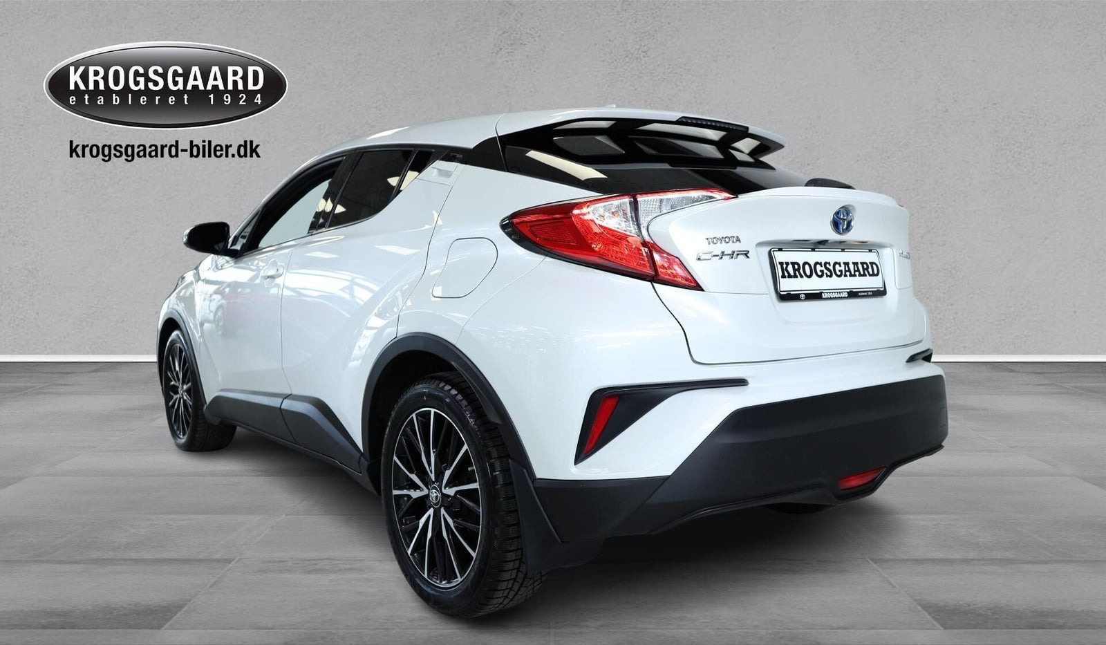 Hvid Toyota C-HR fra 2018