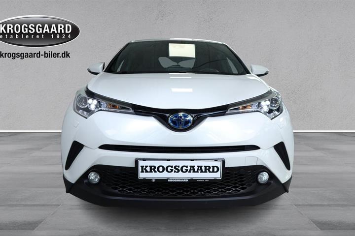 Hvid Toyota C-HR fra 2018