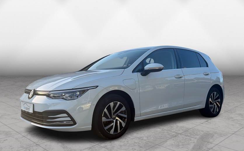VW Golf VIII 1,4 eHybrid DSG