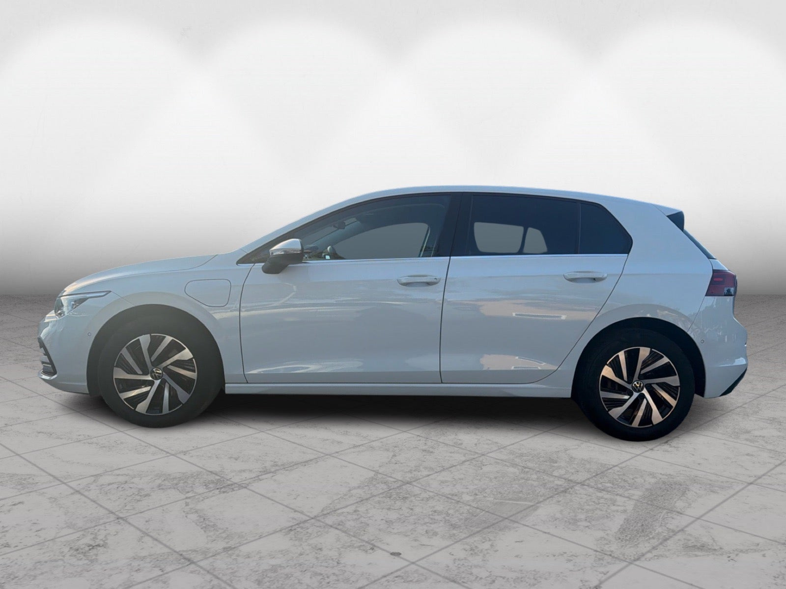 Hvid VW Golf VIII fra 2021
