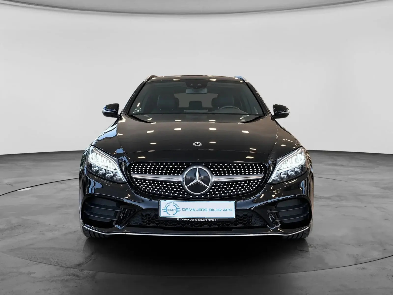 Sort Mercedes C200 d fra 2019