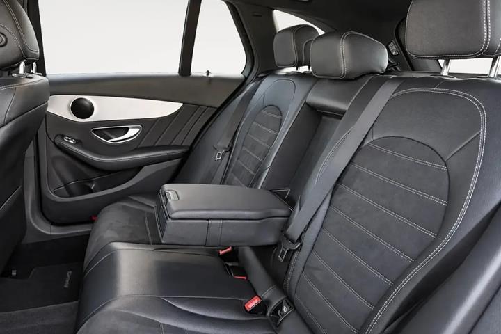 Sort Mercedes C200 d fra 2019