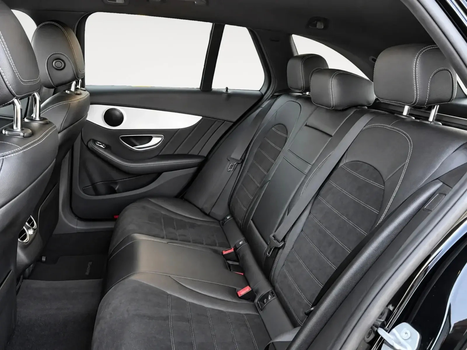 Sort Mercedes C200 d fra 2019