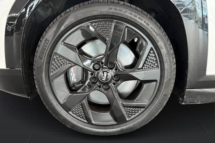 Hvid Mini Aceman SE fra 2025