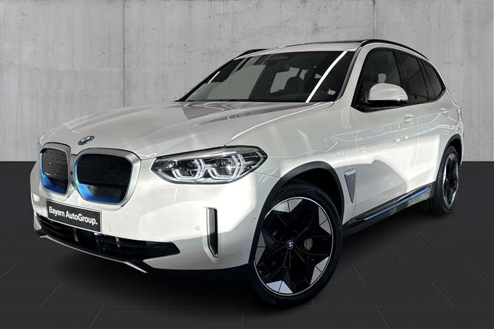 Hvid BMW iX3 fra 2021