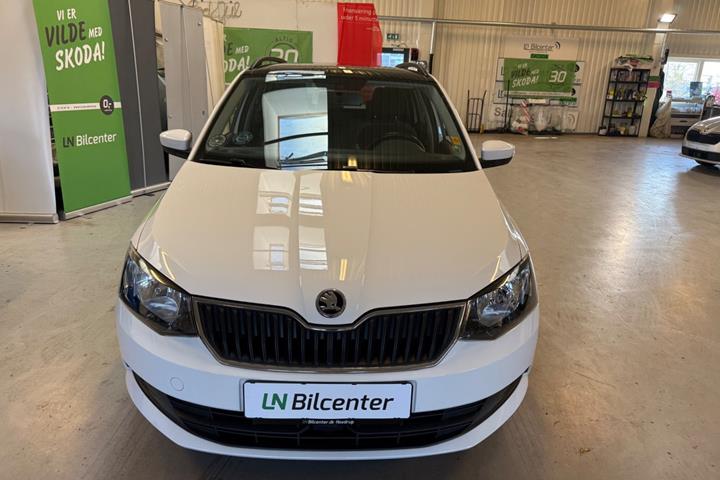 Sort Skoda Fabia fra 2016