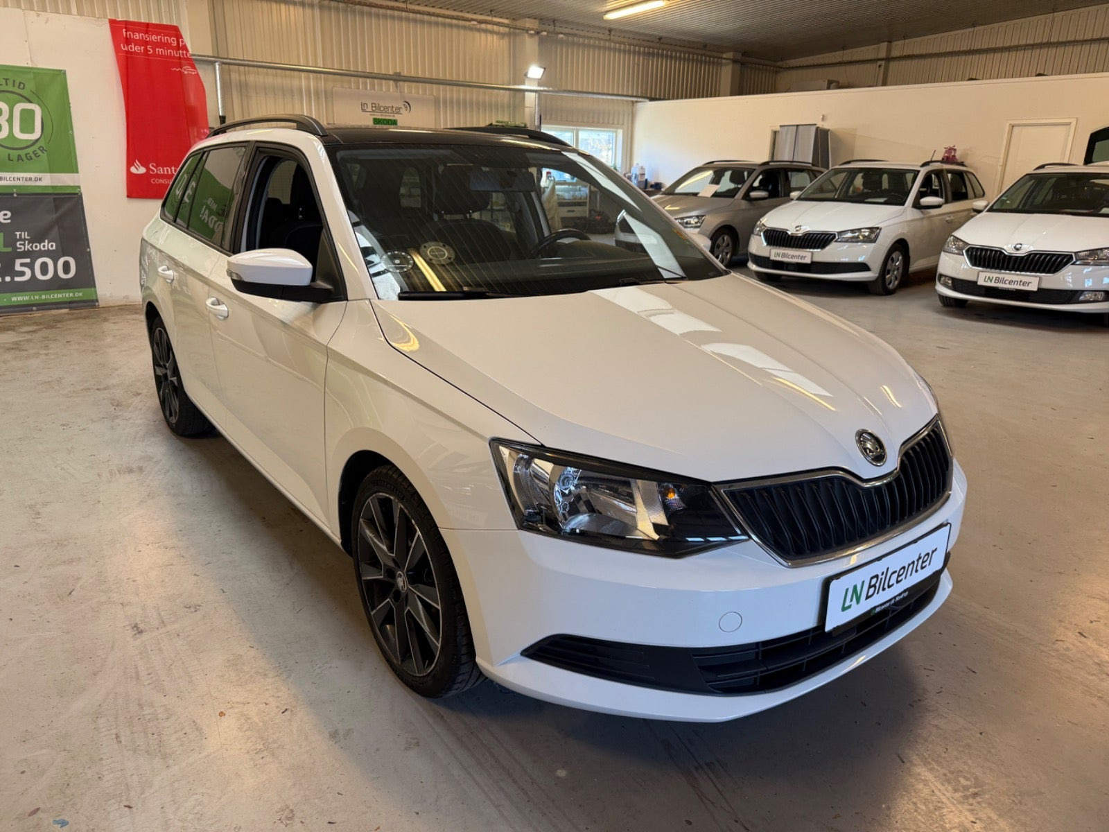Sort Skoda Fabia fra 2016