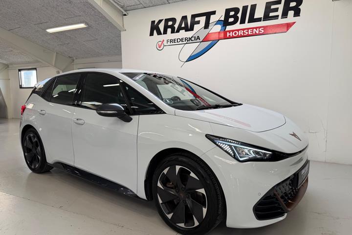 Hvid Cupra Born fra 2023
