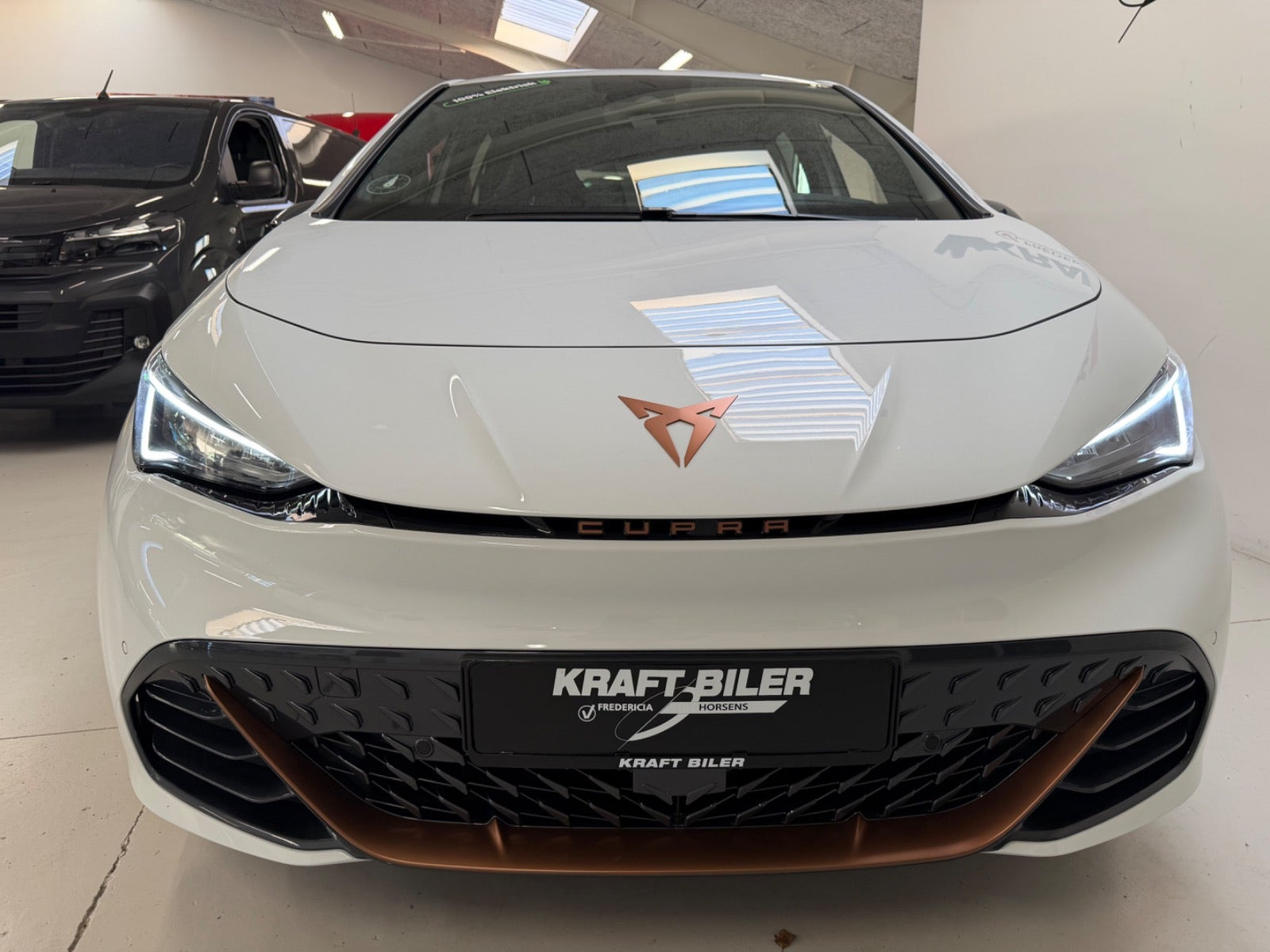 Hvid Cupra Born fra 2023