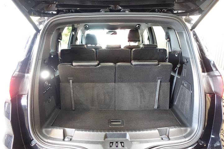 Sort Ford S-MAX fra 2020