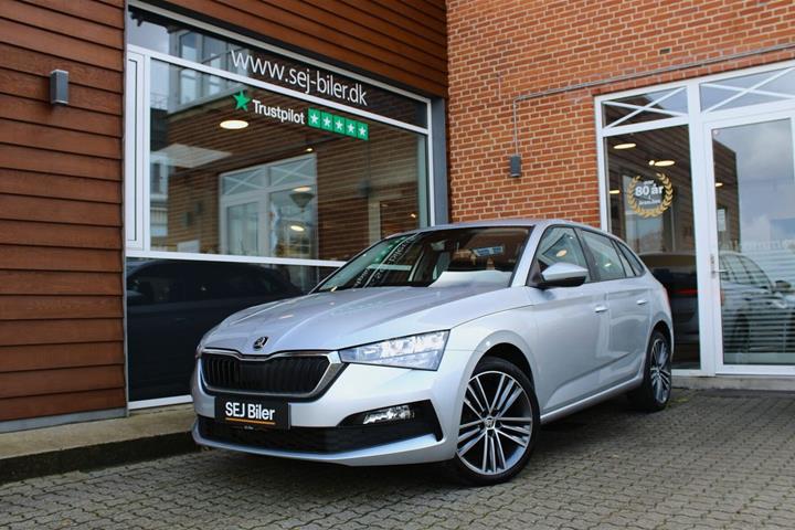 Sølv Skoda Scala fra 2020