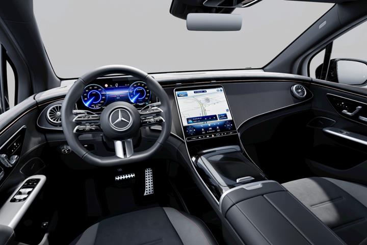 Sølv Mercedes EQE350 SUV fra 2026
