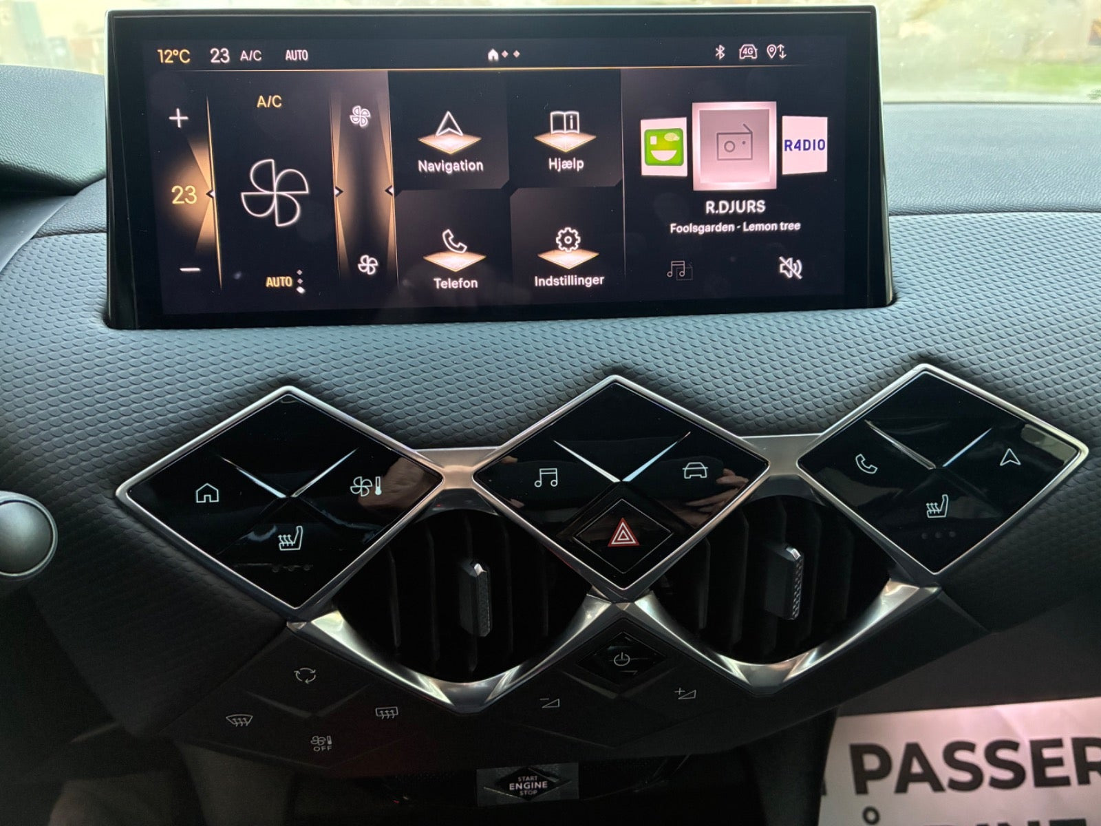 Grå DS DS 3 CrossBack fra 2025