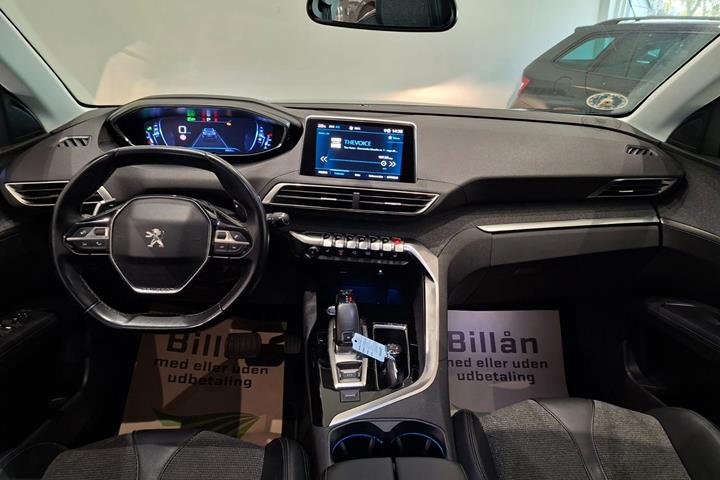 Sort Peugeot 3008 fra 2019
