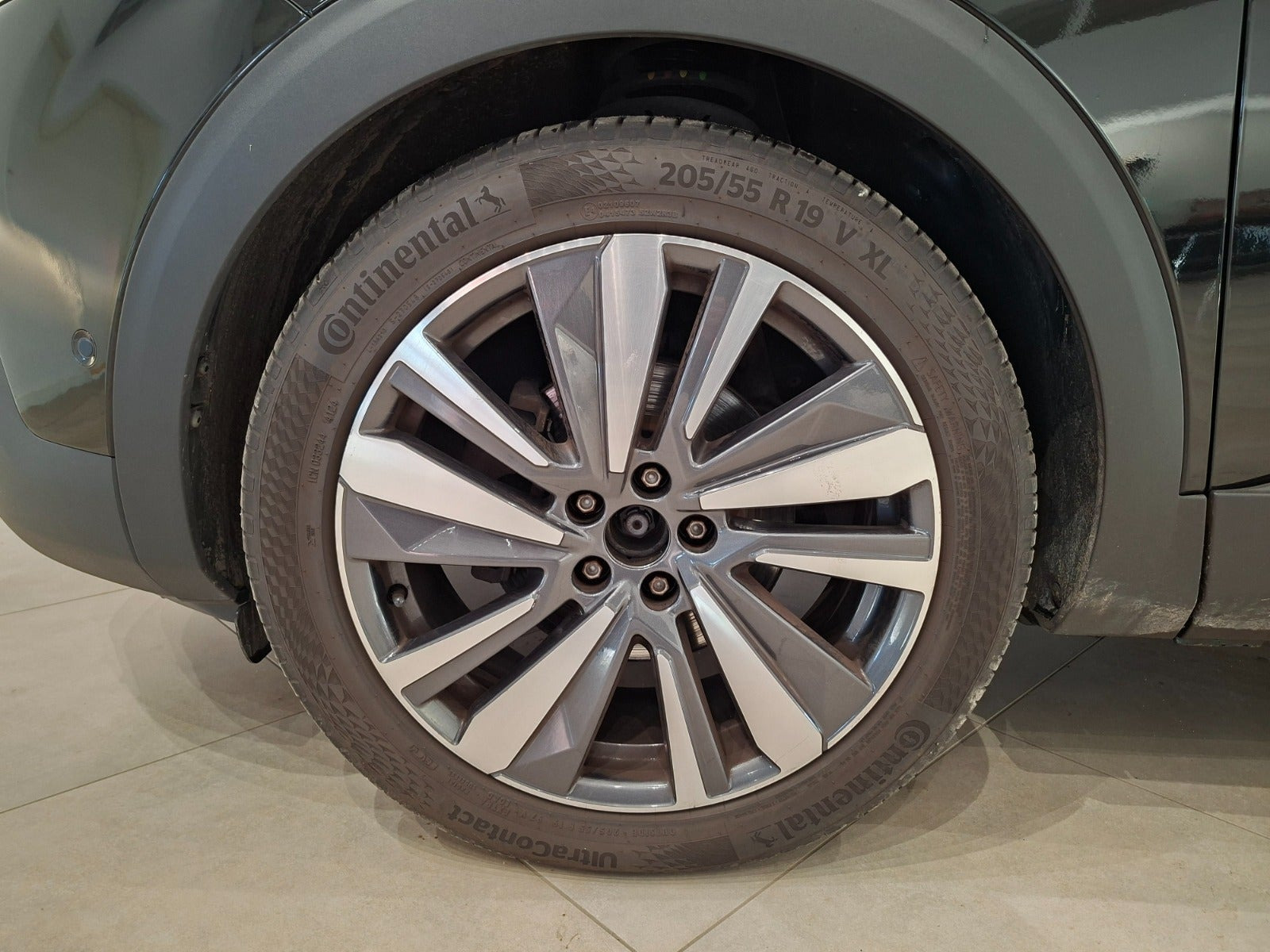 Sort Peugeot 3008 fra 2019