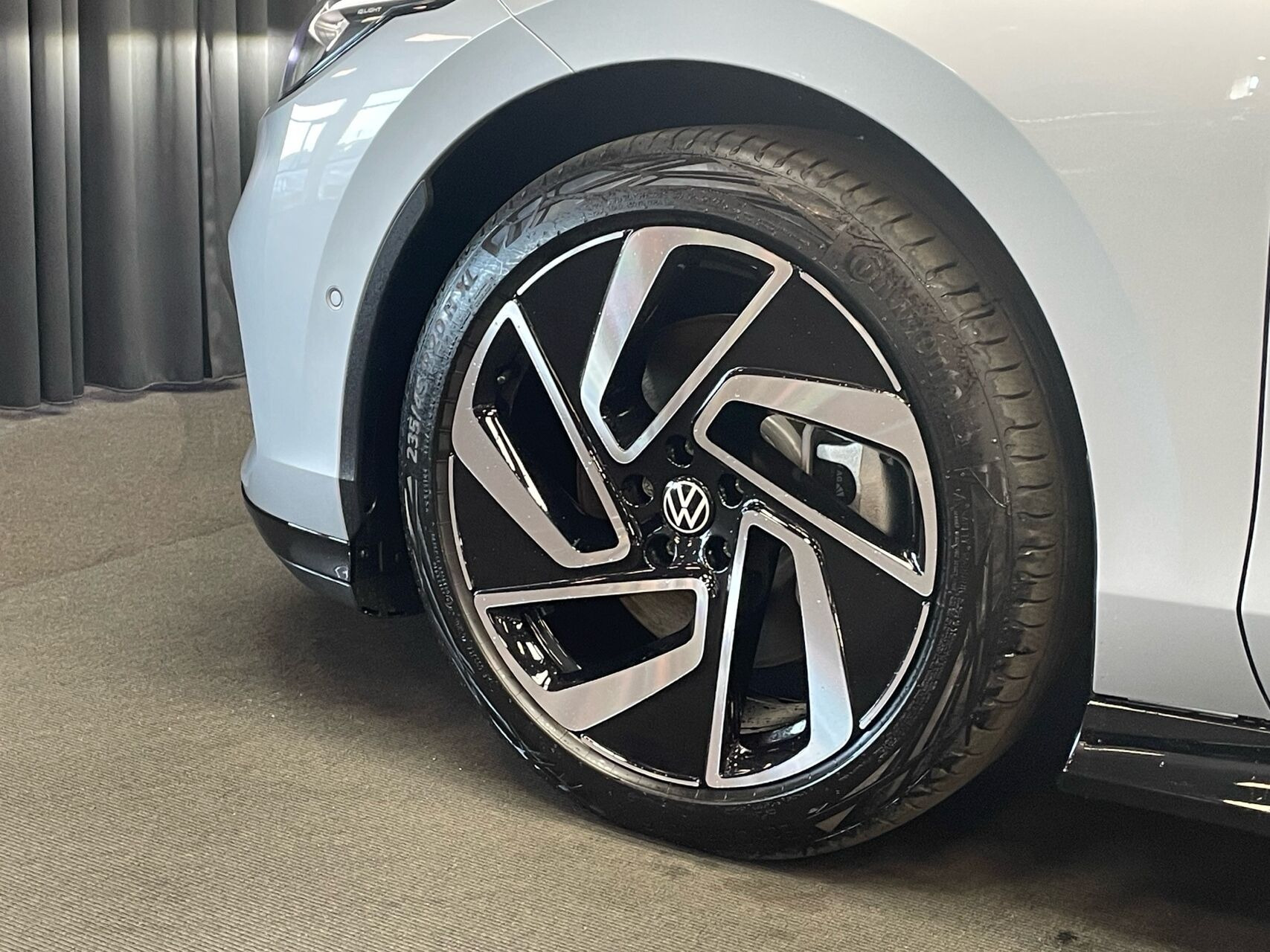 Sølv VW ID.7 fra 2026