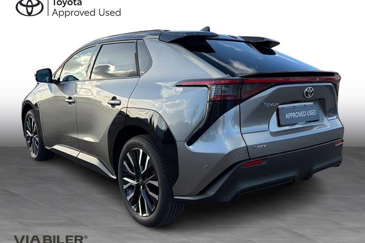 undefined Toyota BZ4X fra 2026