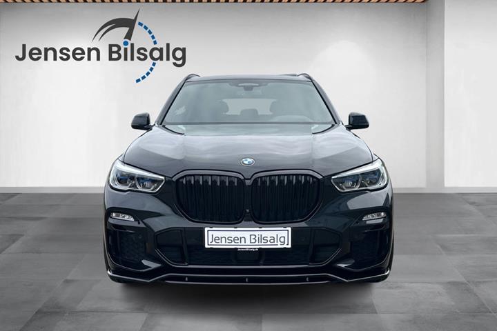 Gul BMW X5 fra 2020