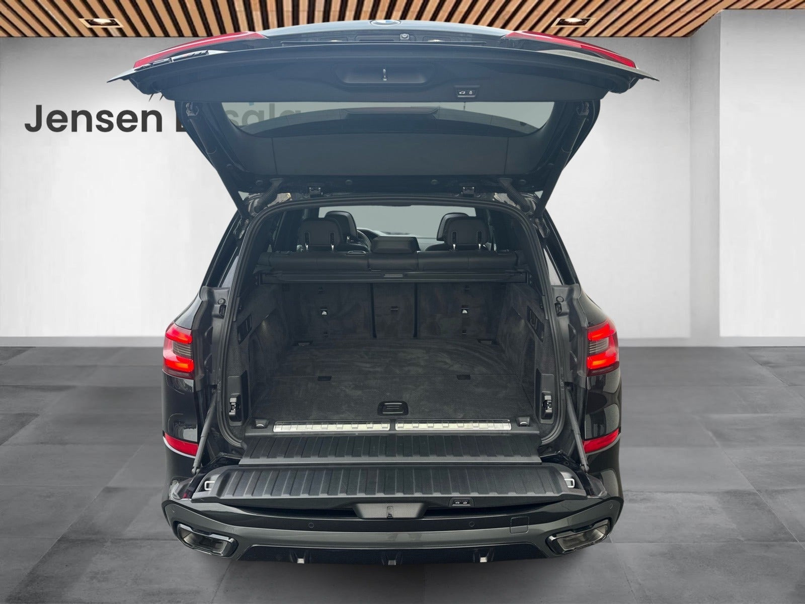 Gul BMW X5 fra 2020